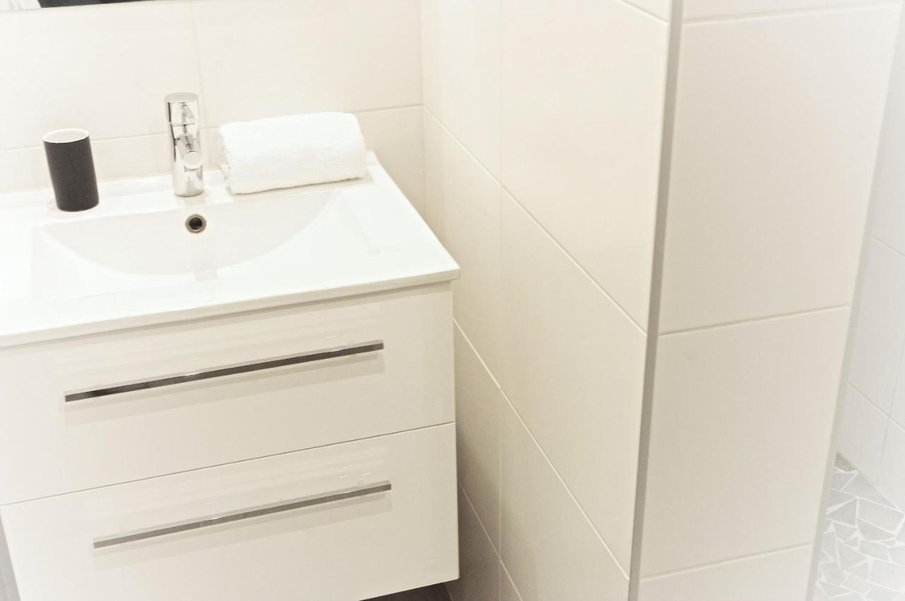 Saint Remi - Localisation Top 1 Chambre Avec Ascenseur Bordeaux Zewnętrze zdjęcie